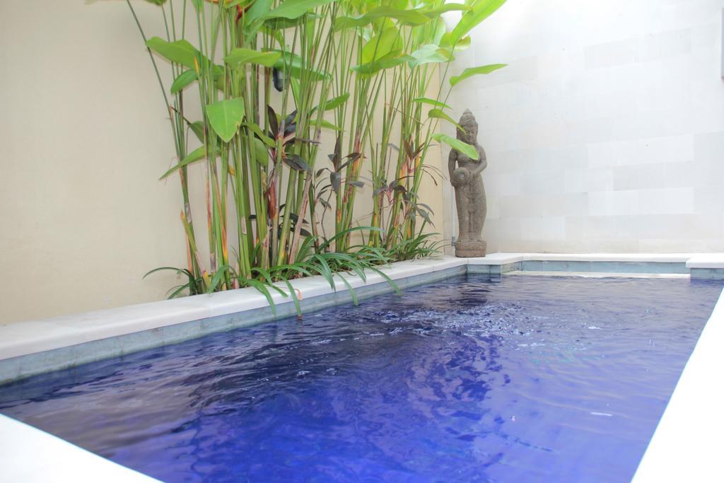 סמיניאק Villa Anyelir חדר תמונה
