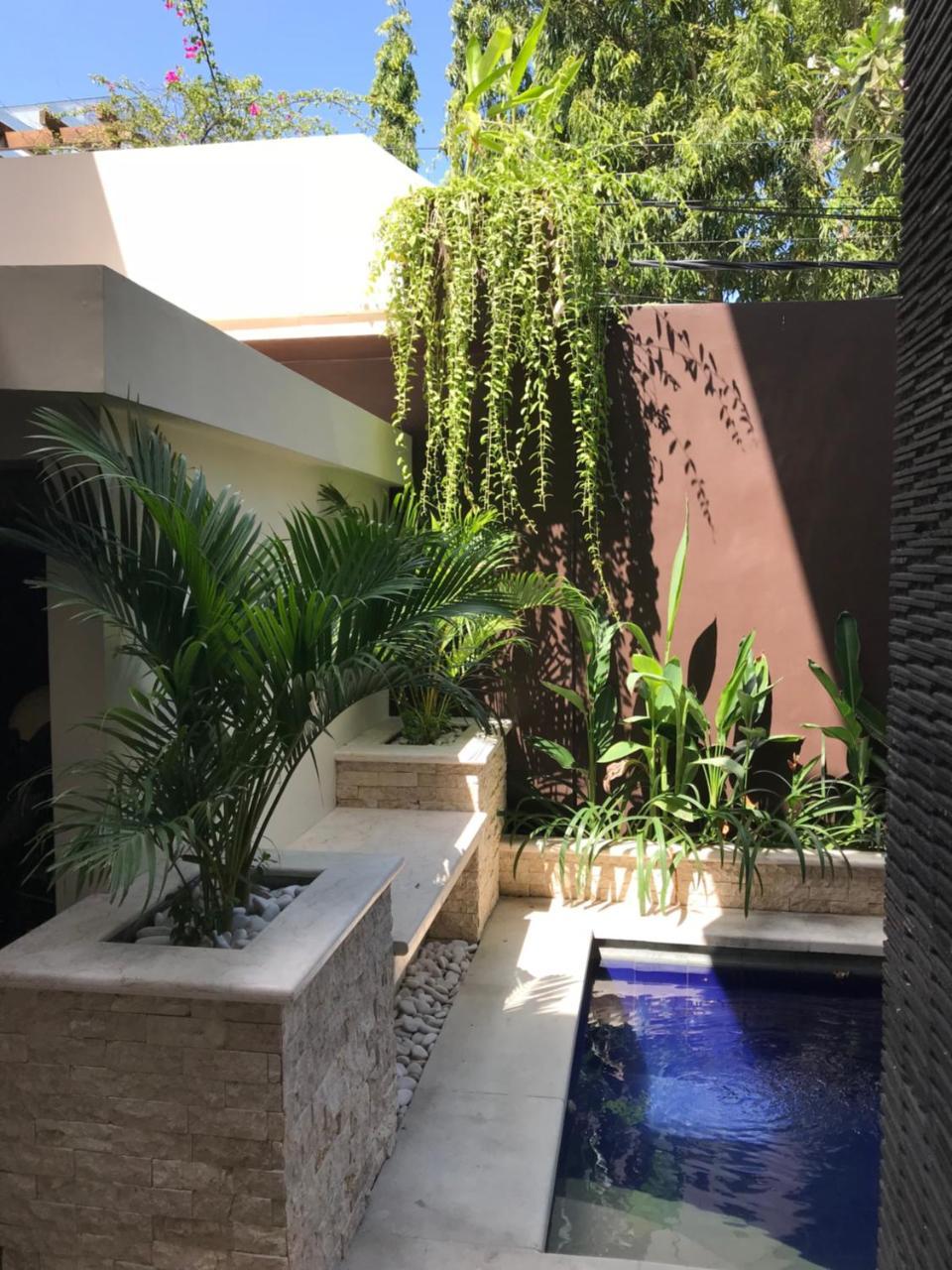 סמיניאק Villa Anyelir מראה חיצוני תמונה