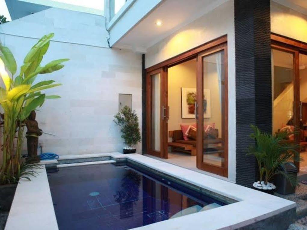 סמיניאק Villa Anyelir מראה חיצוני תמונה